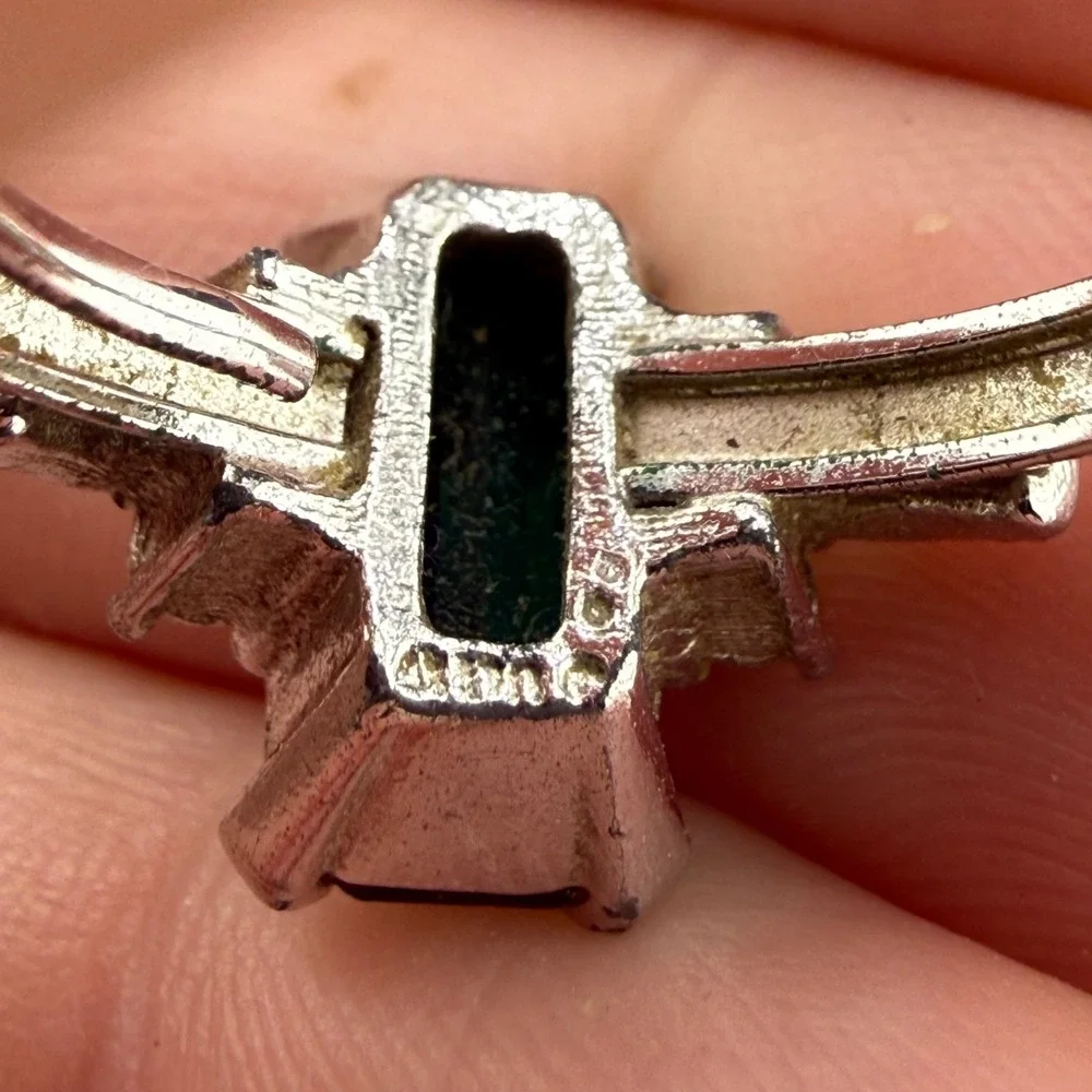 Vintage Avon Cocktail Ring Silver Tone Green READ Adjustable Size 6.5
